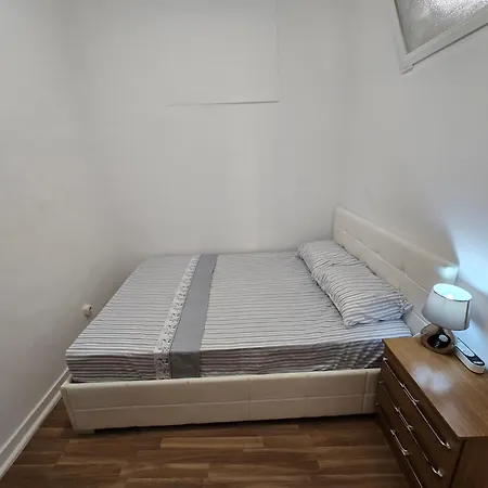 Campeao De Fabulas Lda Lisboa