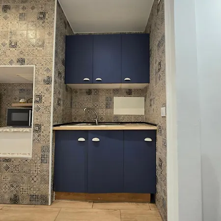 Quarto em Acomodações Particulares Campeao De Fabulas Lda